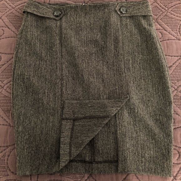 ‘SOLD’ BRAND NEW Dark Charcoal Grey Skirt NWOT - Picture 8 of 8